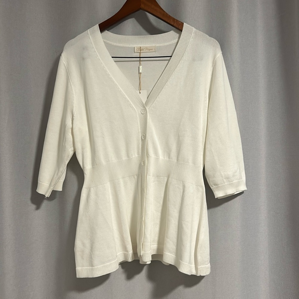 NWT - Belle Poque half sleeve cardigan in pale cream